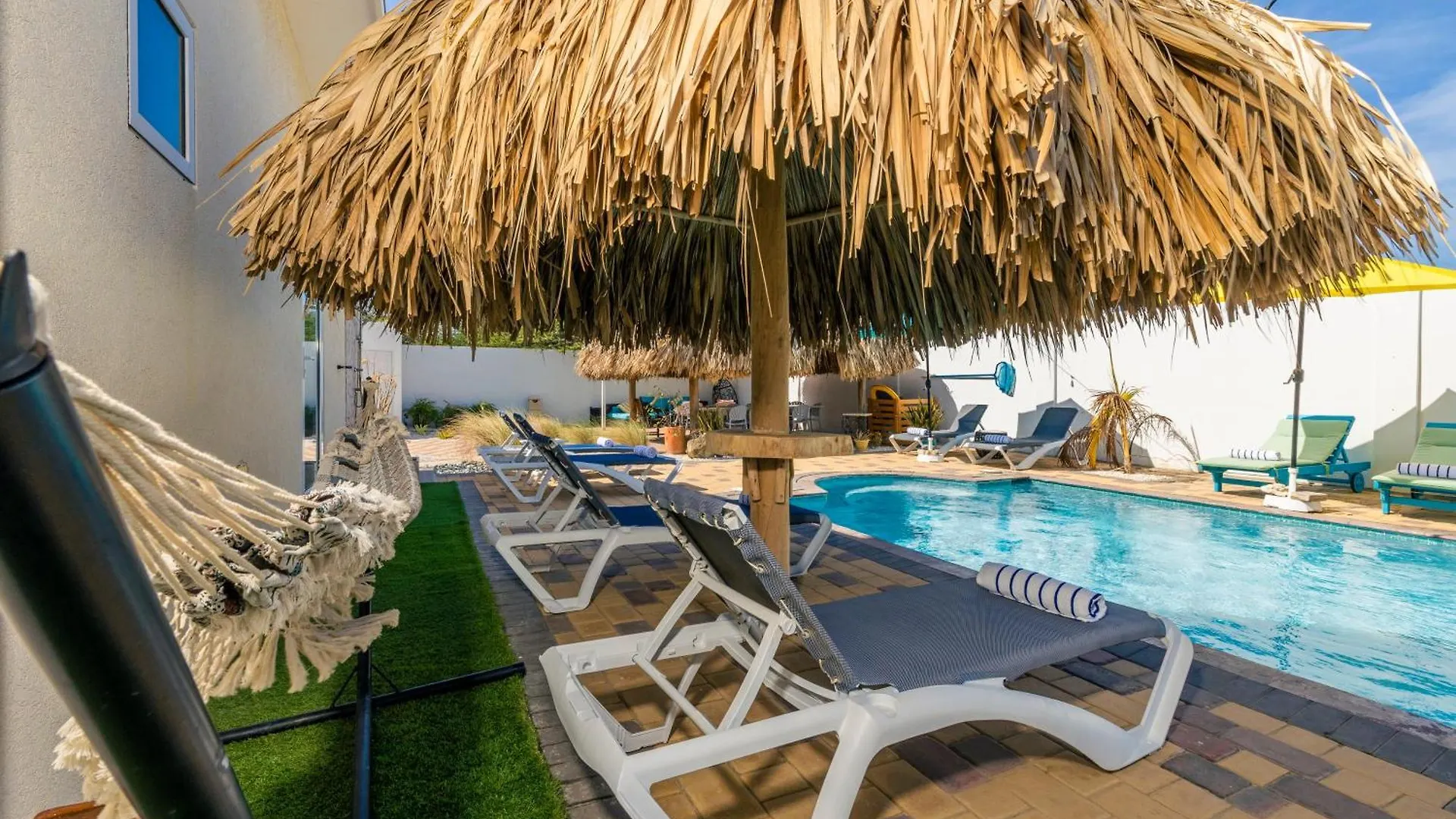 Villa New Indulge In Island Bliss At 6Br Casa Soluna By Bocobay Noord